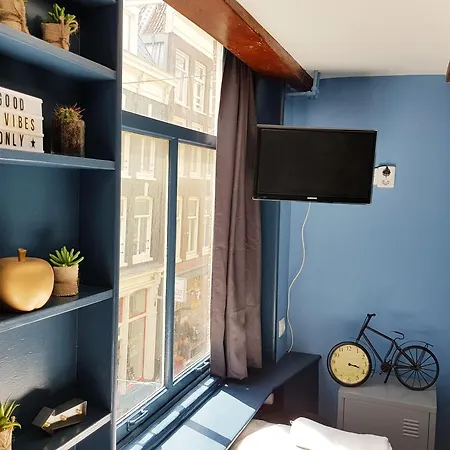 Urban Vibes Couette-café 2*